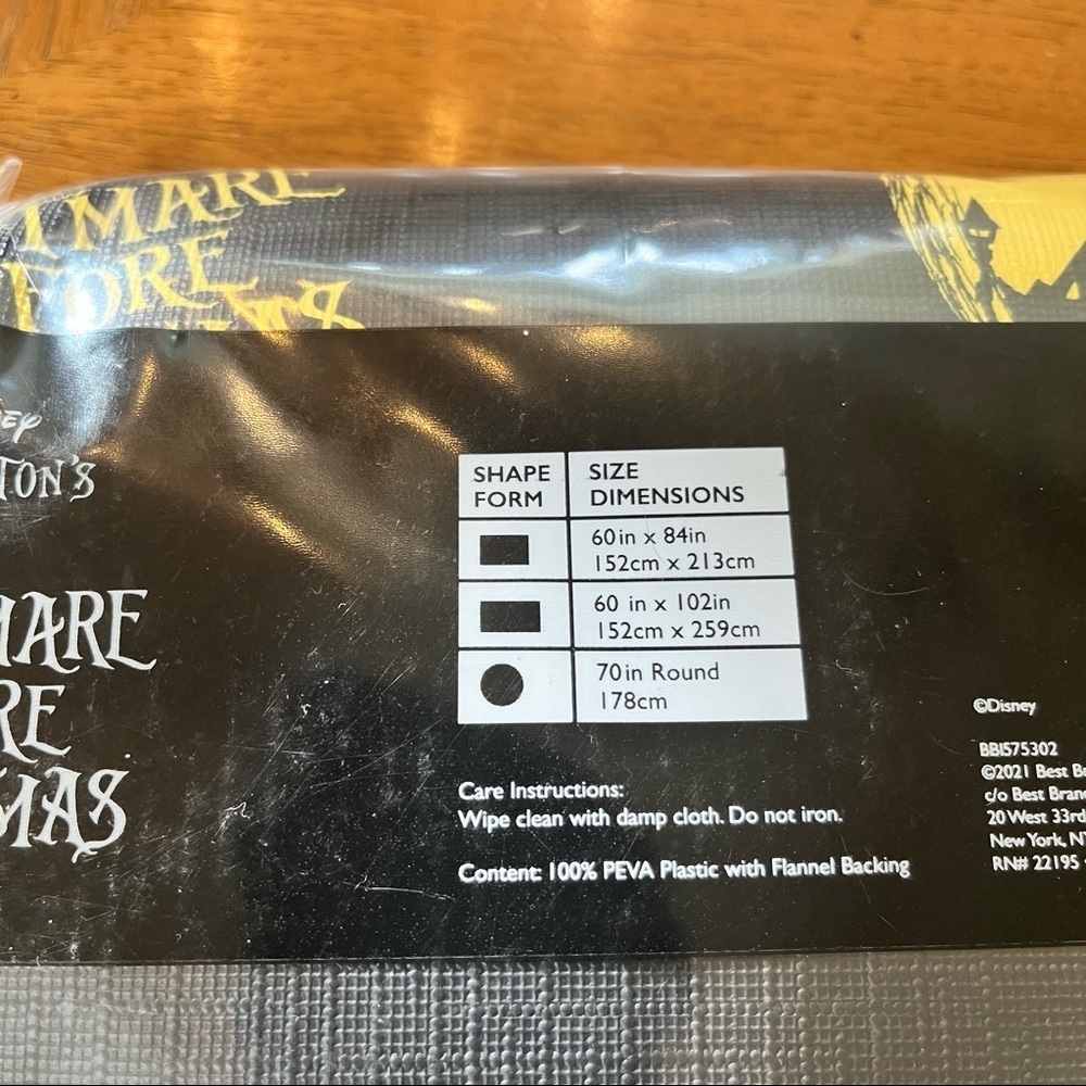 NWT disneys Tim burtons the nightmare before Christmas vinyl tablecloth - Picture 6 of 6